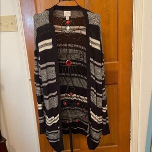 🚇🚇🚇BOGOHO🚇🚇🚇St. John's Bay Black and Gray Striped Cardigan-XL